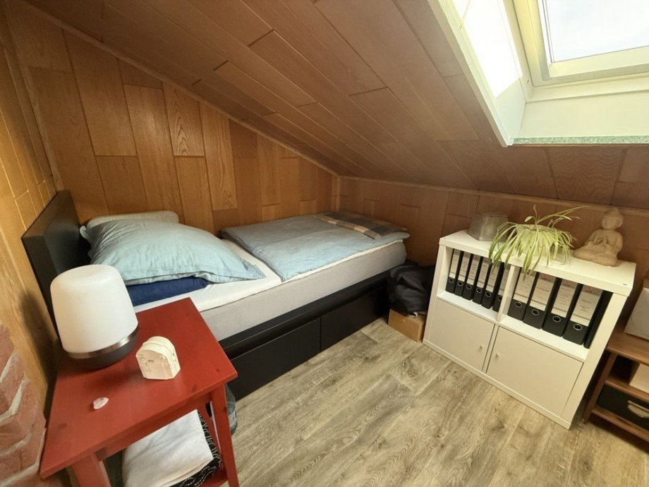 7956 Raum II Bild II Dachgeschosswohnung Norden