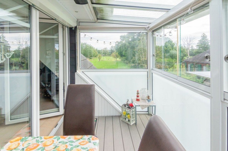 7998 �berdachter Balkon Bild II Etagenwohnung Norden