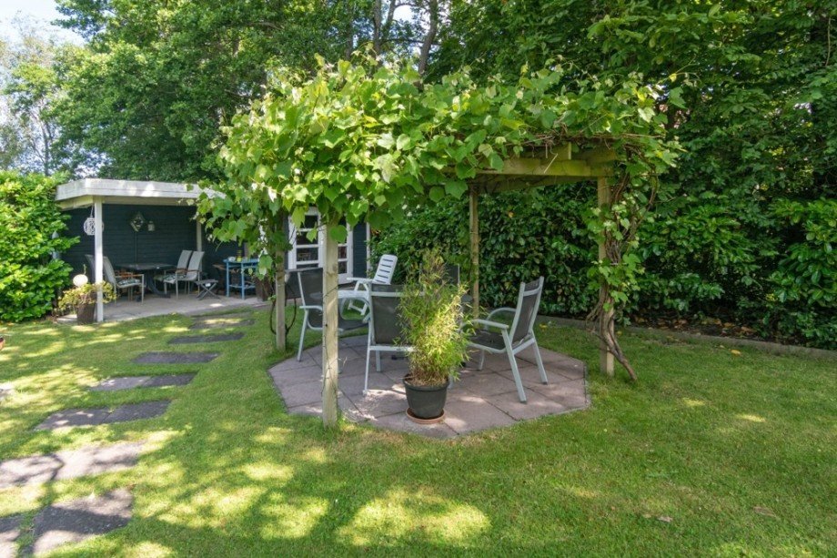 7803 Garten und Terrasse Bild I Einfamilienhaus Norden