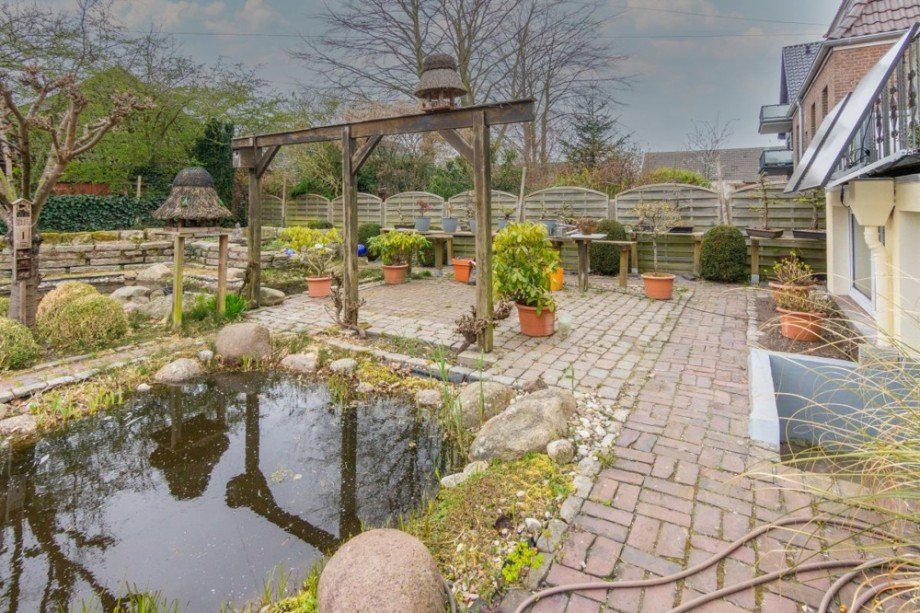 7938 Garten Bild II Villa Norden