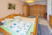 7938 Schlafzimmer Bild II Vornehme Jugenstilvilla als Mansardendachbau mit gelungener Aufteilung in zentraler Lage von Norden