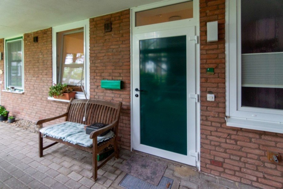 7892 Eingangsbereich Erdgeschosswohnung Norden