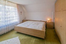 7811 Schlafzimmer II Bild I Liebevoll gepflegtes Einfamilienhaus mit Garage und vielen M�glichkeiten in Norden OT Neustadt!