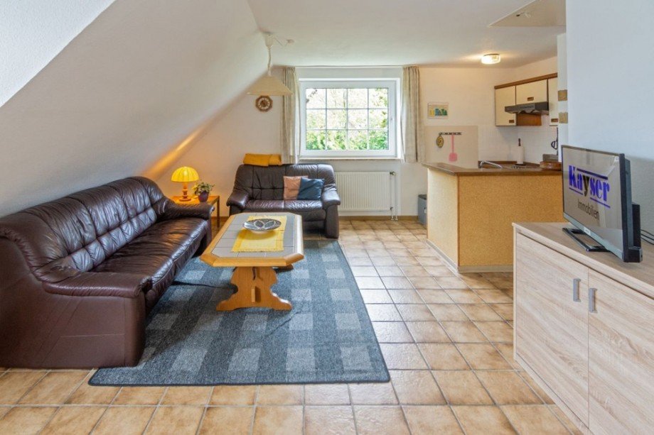 7962 Wohn- Essbereich Bild I Etagenwohnung Norden